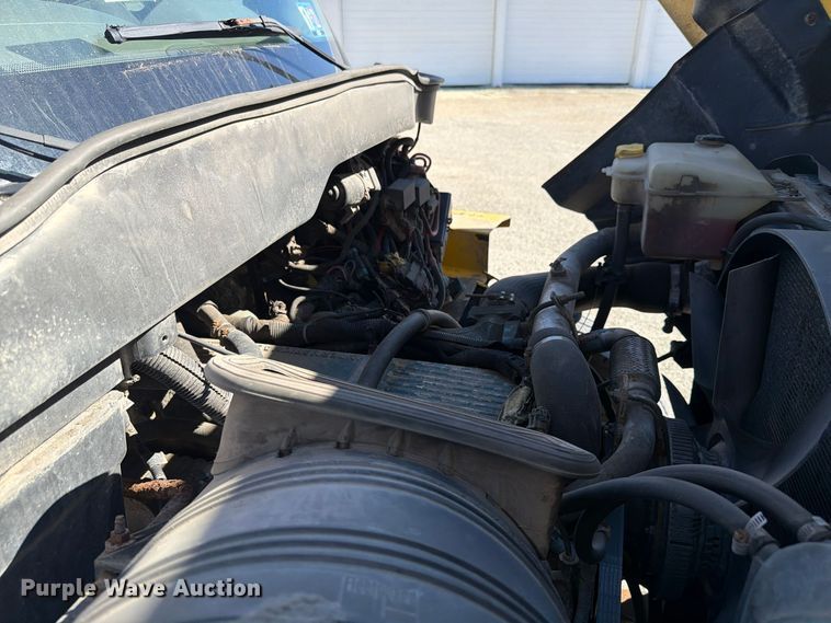 image for item FK4201 2006 International 7400 dump truck
