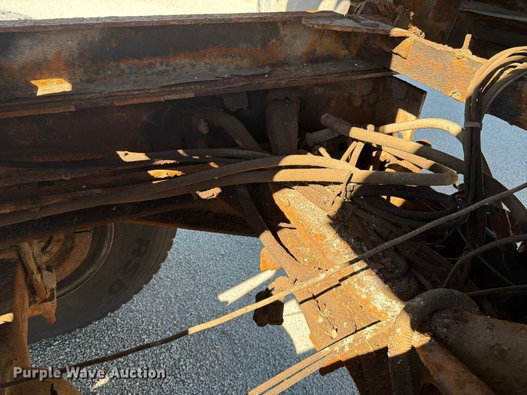 image for item FK4201 2006 International 7400 dump truck