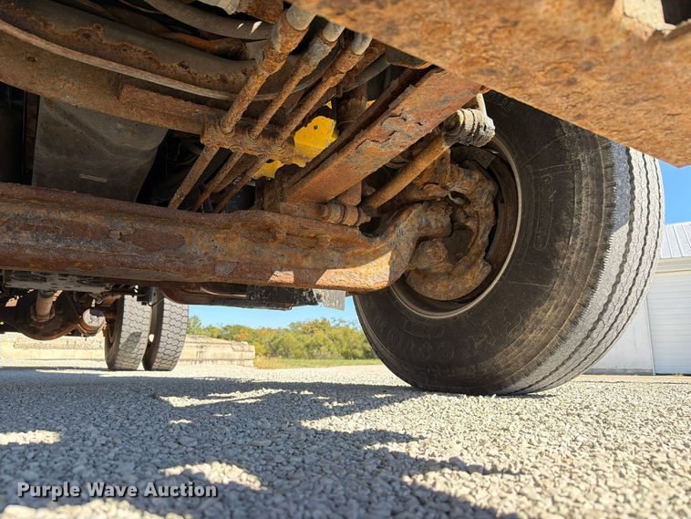 image for item FK4201 2006 International 7400 dump truck