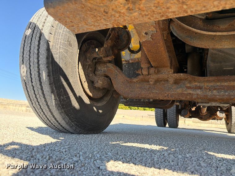 image for item FK4201 2006 International 7400 dump truck