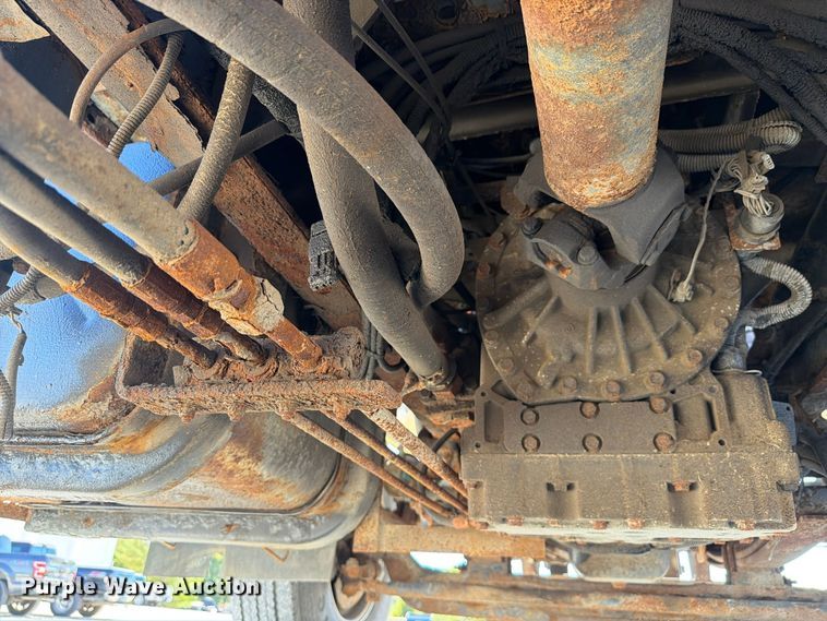 image for item FK4201 2006 International 7400 dump truck