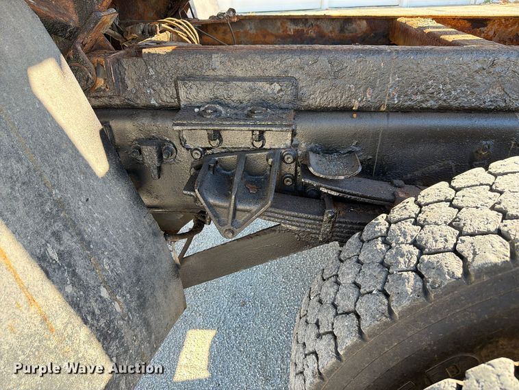 image for item FK4201 2006 International 7400 dump truck