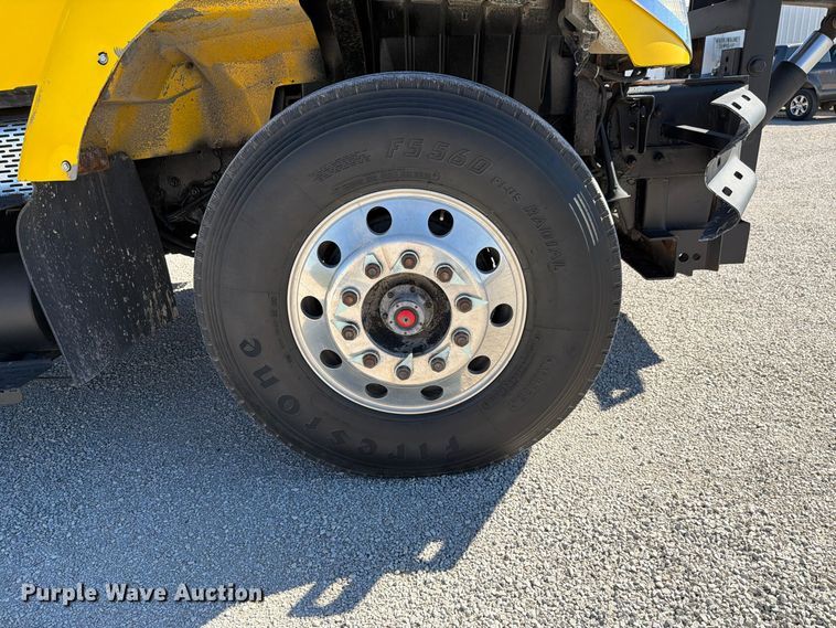 image for item FK4201 2006 International 7400 dump truck