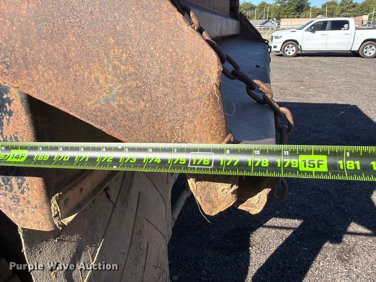 image for item FK5286 2001 International F4900 dump truck