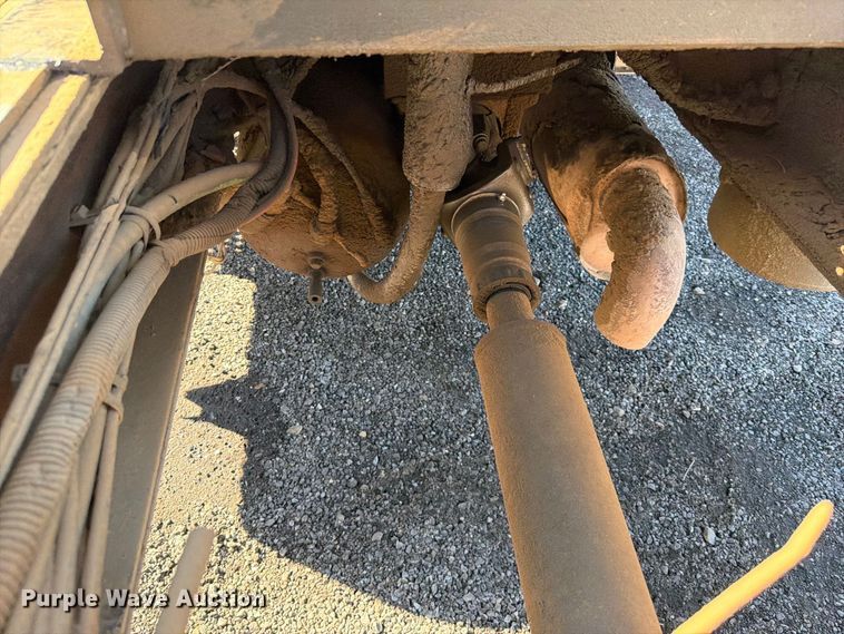 image for item FK5286 2001 International F4900 dump truck