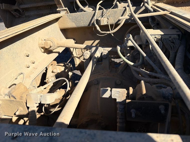 image for item FK5286 2001 International F4900 dump truck