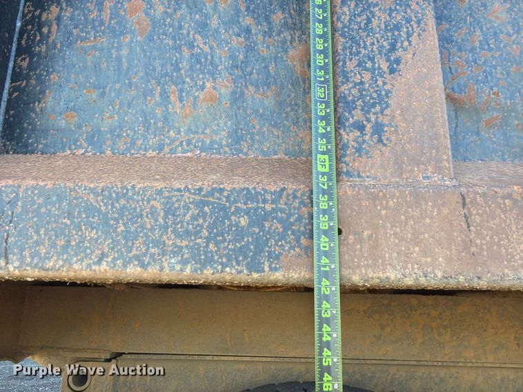 image for item FK5286 2001 International F4900 dump truck