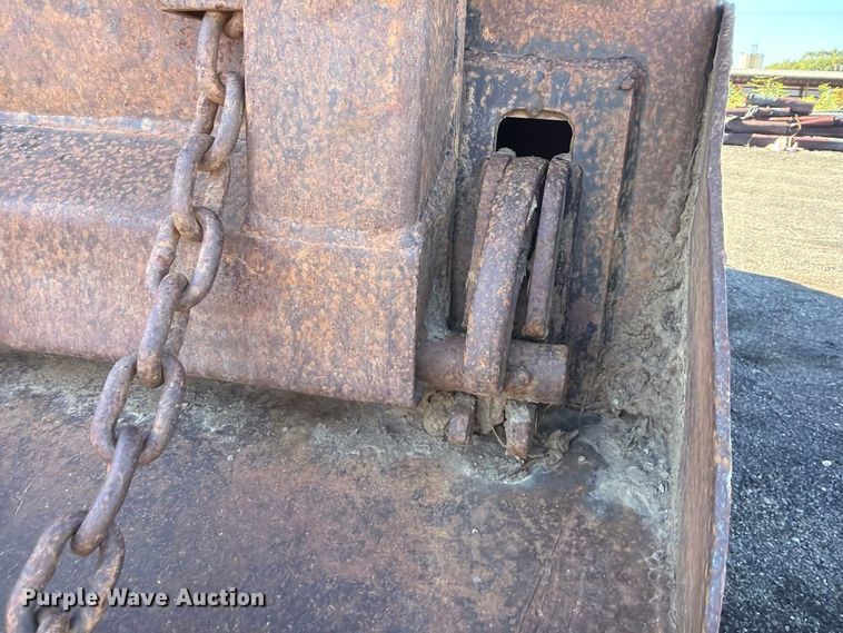 image for item FK5286 2001 International F4900 dump truck