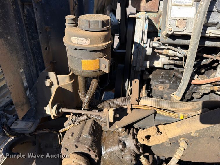 image for item FK5286 2001 International F4900 dump truck