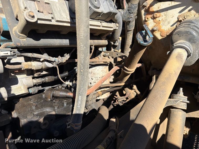 image for item FK5286 2001 International F4900 dump truck