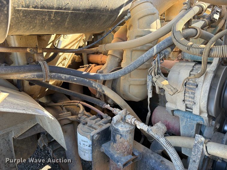 image for item FK5286 2001 International F4900 dump truck