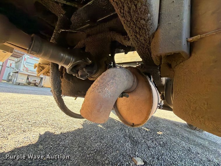 image for item FK5286 2001 International F4900 dump truck