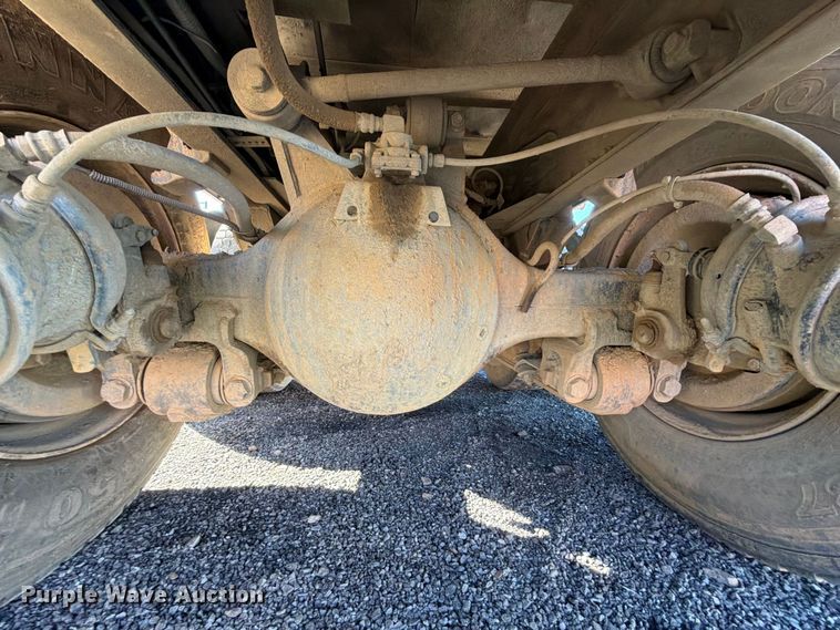 image for item FK5286 2001 International F4900 dump truck