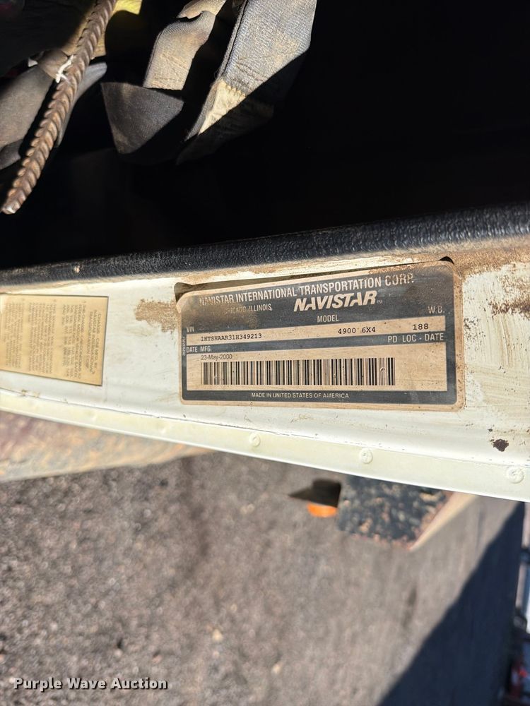 image for item FK5286 2001 International F4900 dump truck