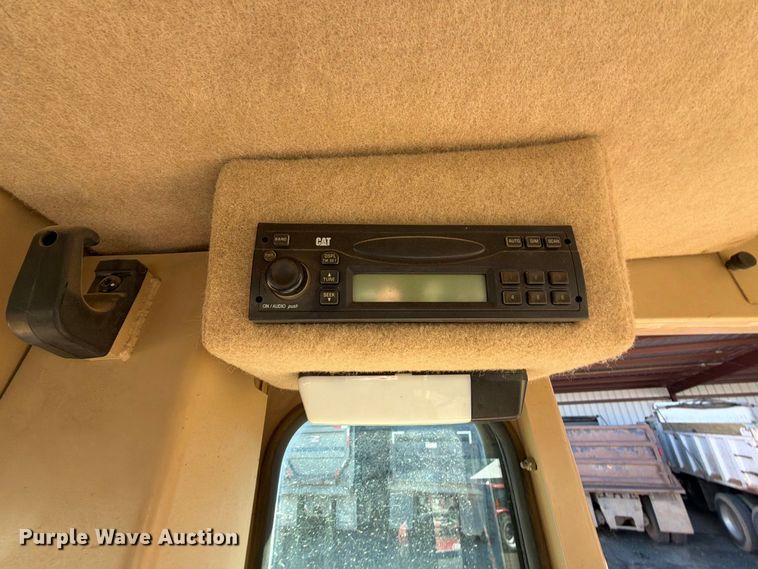 image for item FK5287 2007 Caterpillar 140H motor grader