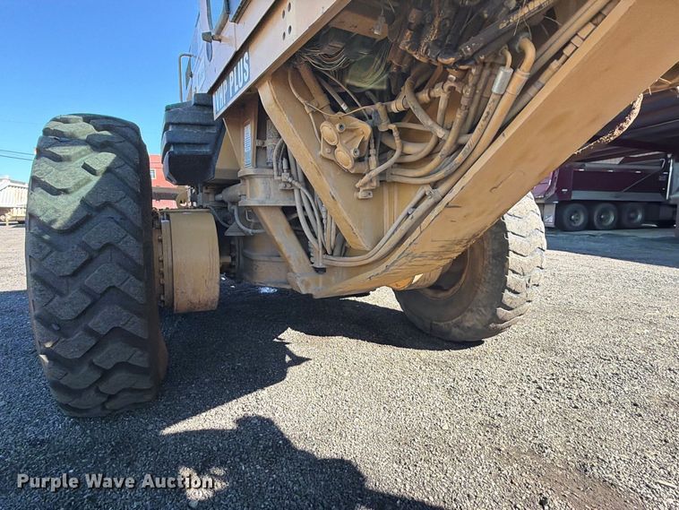 image for item FK5287 2007 Caterpillar 140H motor grader