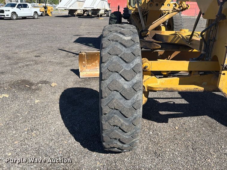 image for item FK5287 2007 Caterpillar 140H motor grader