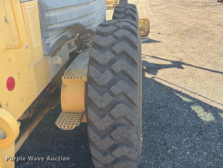 image for item FK5287 2007 Caterpillar 140H motor grader