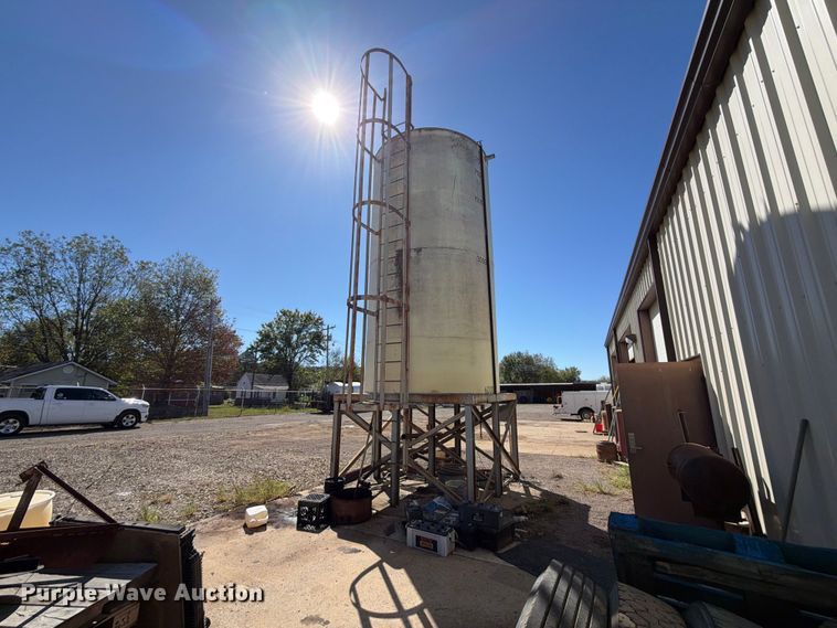 image for item FK5288 Storage tank