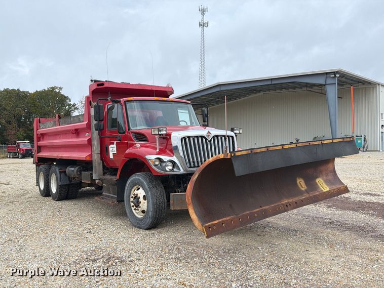 image for item FM6548 2018 International 7500 dump truck