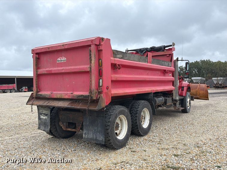 image for item FM6548 2018 International 7500 dump truck