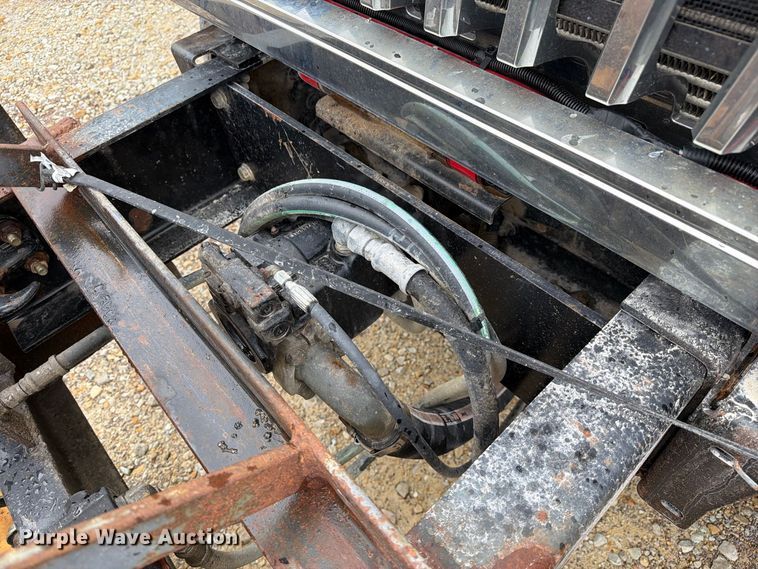image for item FM6548 2018 International 7500 dump truck