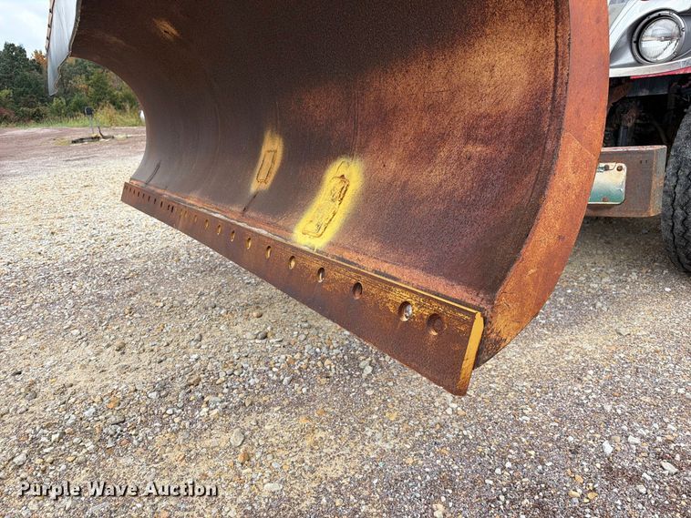 image for item FM6548 2018 International 7500 dump truck
