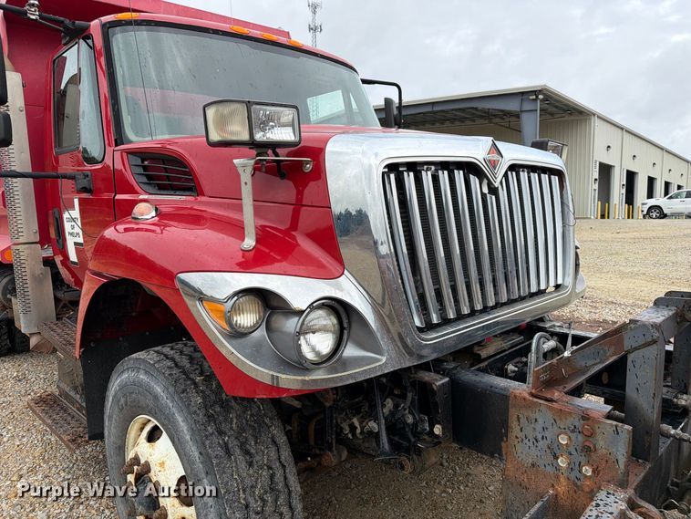 image for item FM6548 2018 International 7500 dump truck
