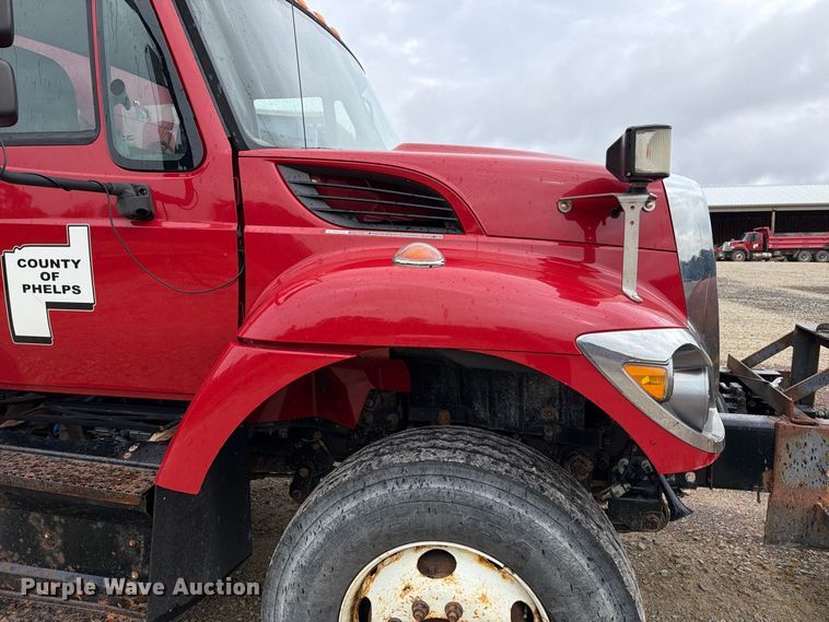 image for item FM6548 2018 International 7500 dump truck