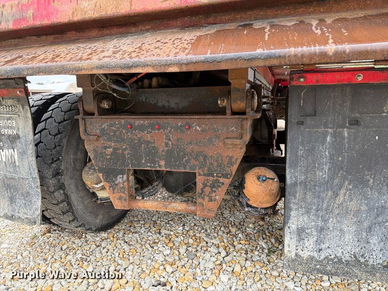 image for item FM6548 2018 International 7500 dump truck