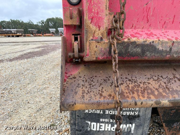 image for item FM6548 2018 International 7500 dump truck