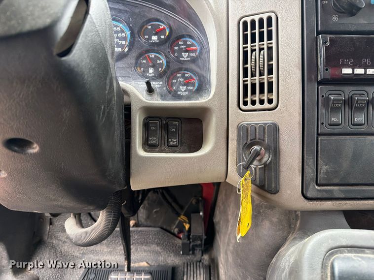 image for item FM6548 2018 International 7500 dump truck