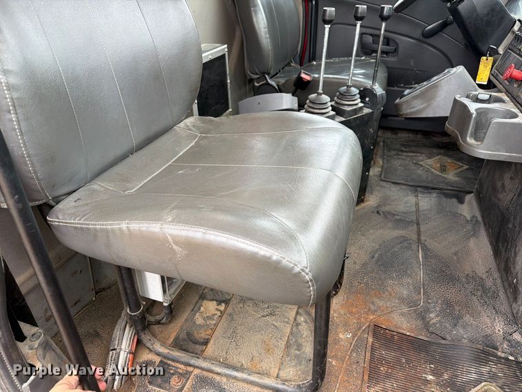 image for item FM6548 2018 International 7500 dump truck