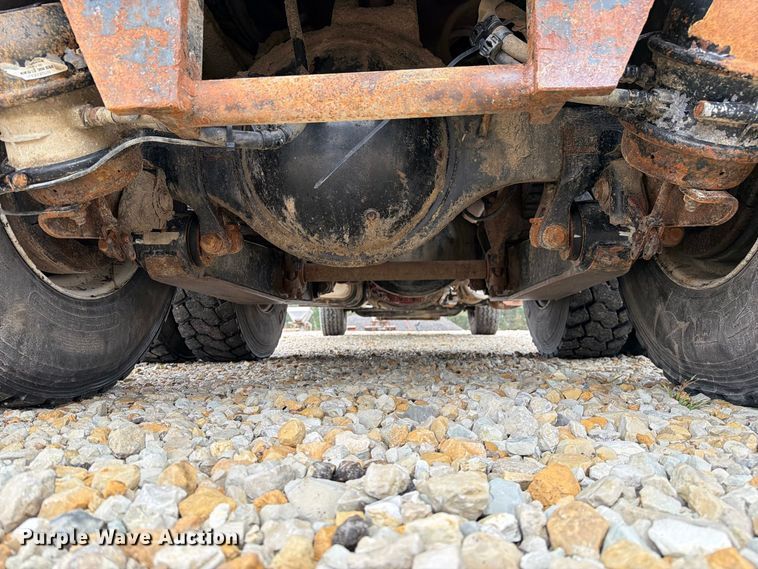 image for item FM6548 2018 International 7500 dump truck