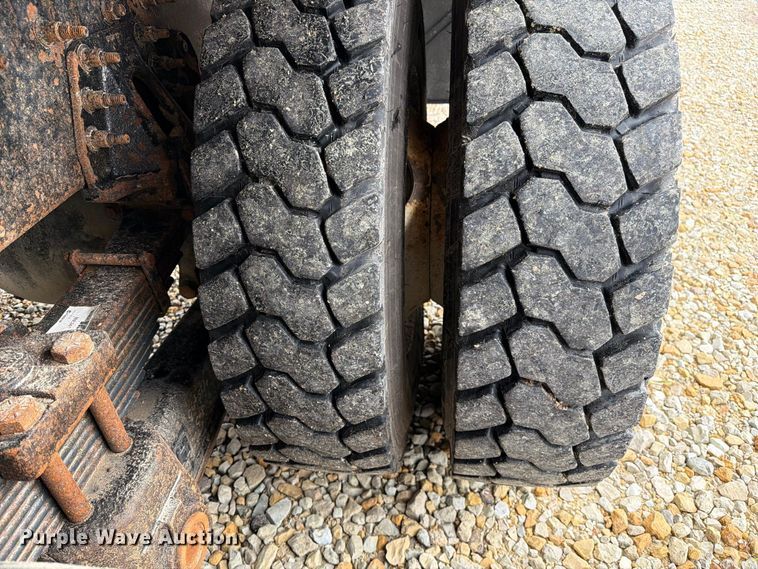 image for item FM6548 2018 International 7500 dump truck