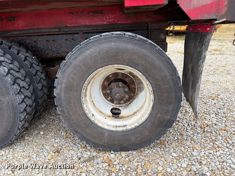 image for item FM6548 2018 International 7500 dump truck
