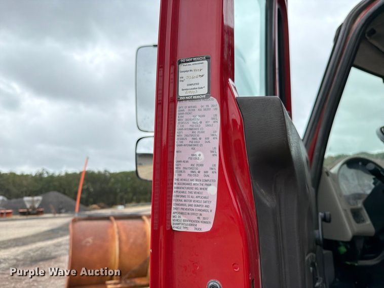 image for item FM6548 2018 International 7500 dump truck