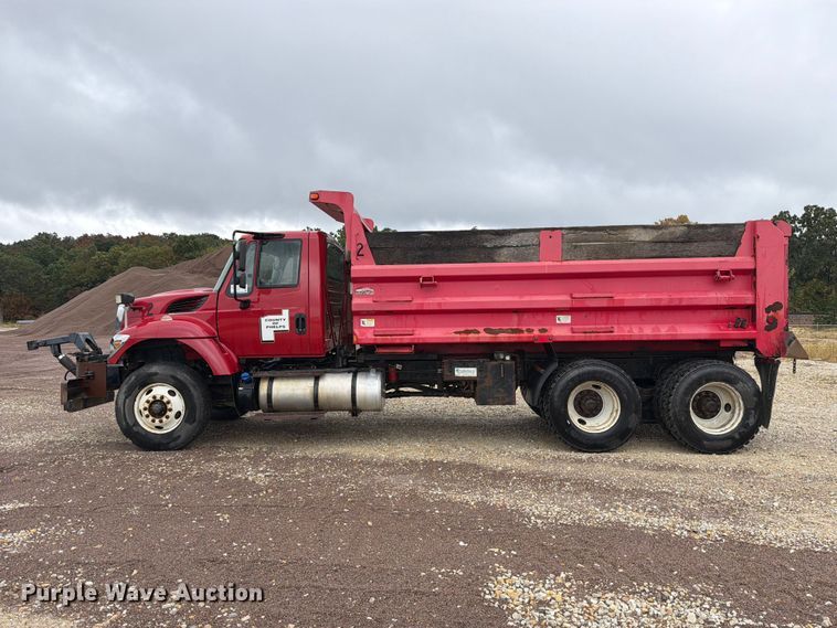 image for item FM6549 2018 International 7500 dump truck