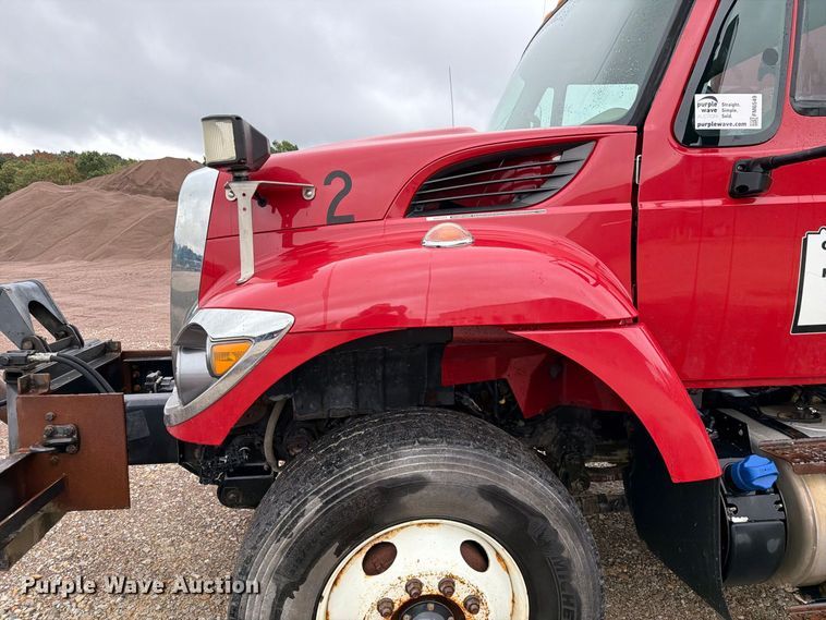 image for item FM6549 2018 International 7500 dump truck