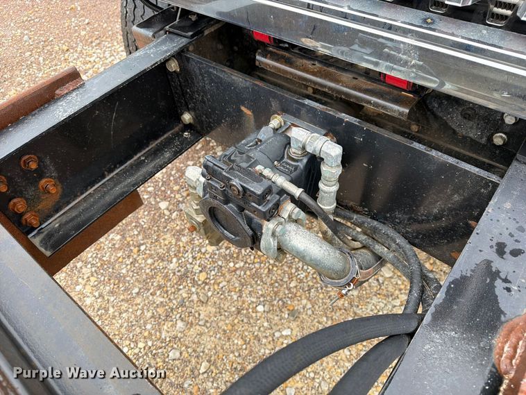 image for item FM6549 2018 International 7500 dump truck