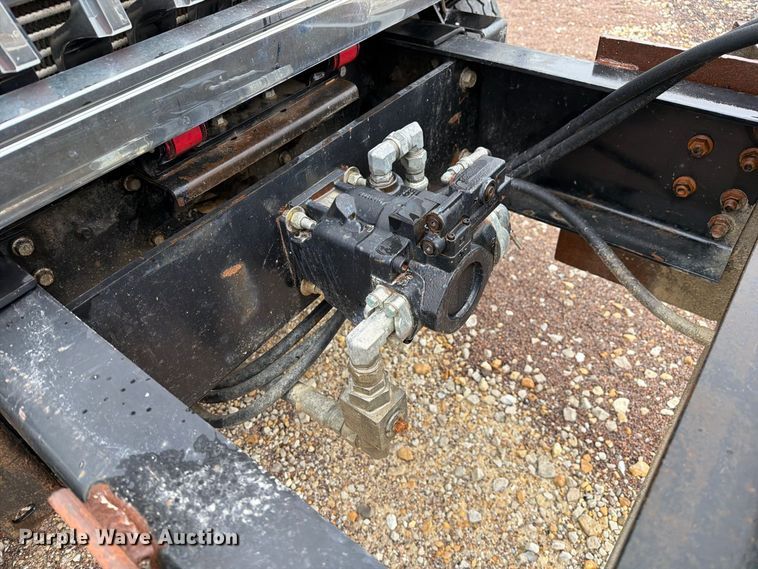 image for item FM6549 2018 International 7500 dump truck