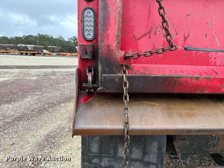 image for item FM6549 2018 International 7500 dump truck