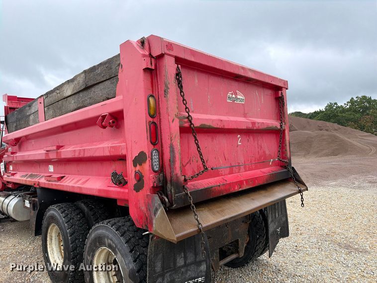 image for item FM6549 2018 International 7500 dump truck