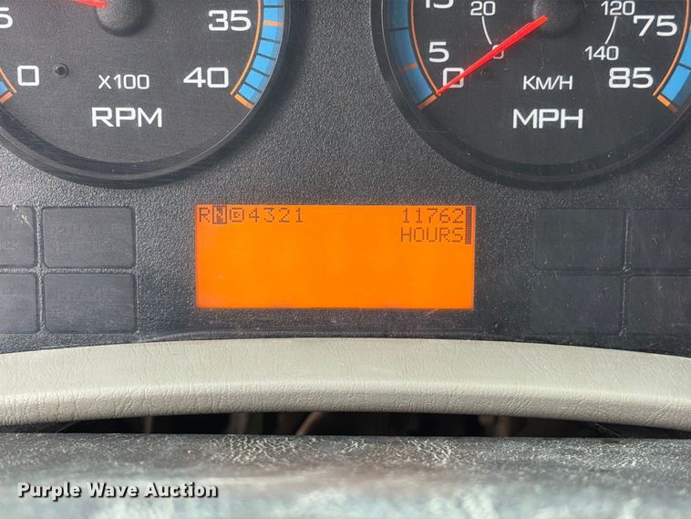image for item FM6549 2018 International 7500 dump truck