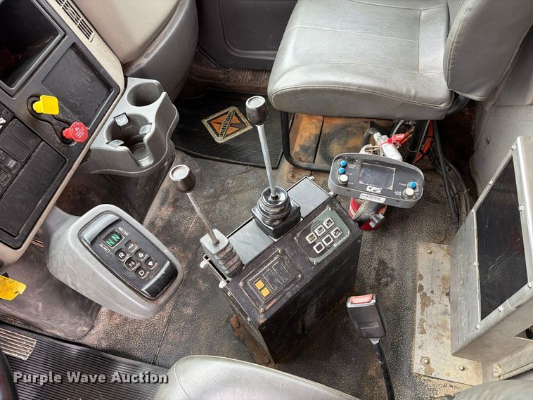 image for item FM6549 2018 International 7500 dump truck