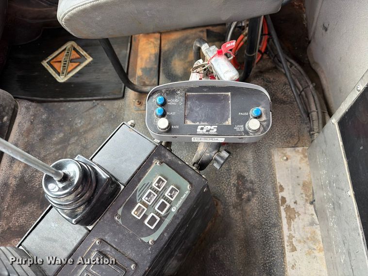 image for item FM6549 2018 International 7500 dump truck