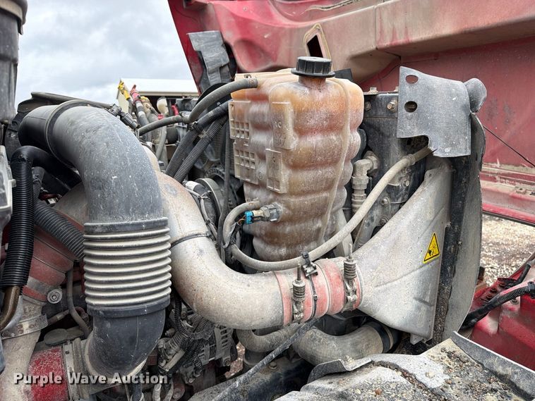 image for item FM6549 2018 International 7500 dump truck