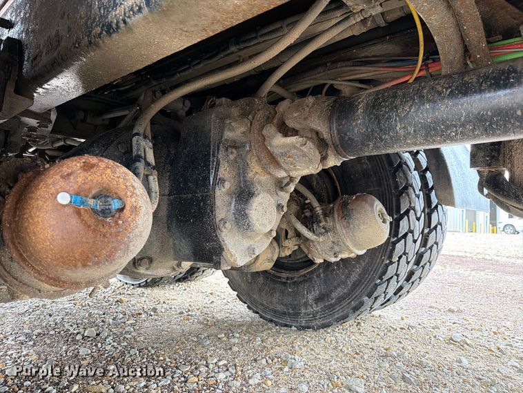 image for item FM6549 2018 International 7500 dump truck
