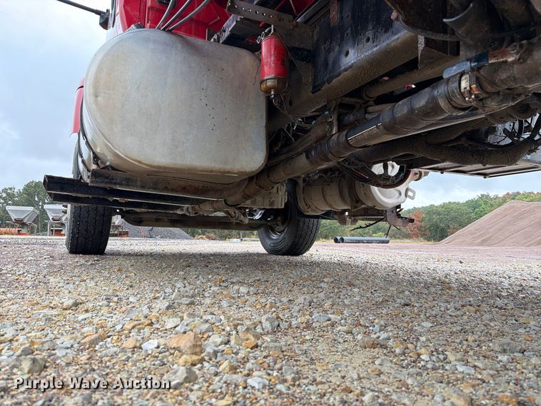 image for item FM6549 2018 International 7500 dump truck