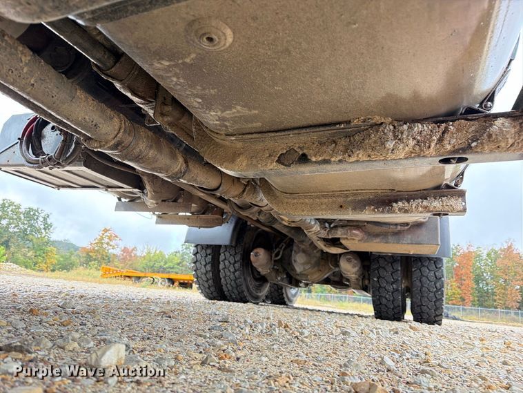 image for item FM6549 2018 International 7500 dump truck